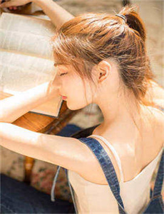 《妺妺洗澡时忍不住c了她-年轻的女老师》