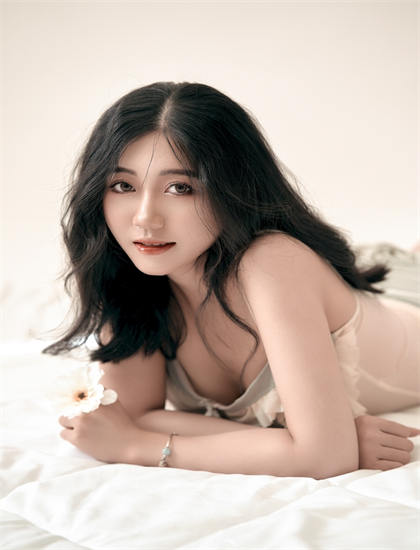 《超速变形螺旋杰特》悬念设置：叙事技巧与观众心理