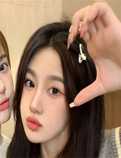 《换做人看看》人性探讨大师级的：人性本质与道德困境思考